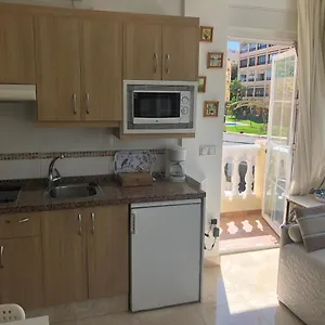 Apartment Carihuela Sun, Torremolinos